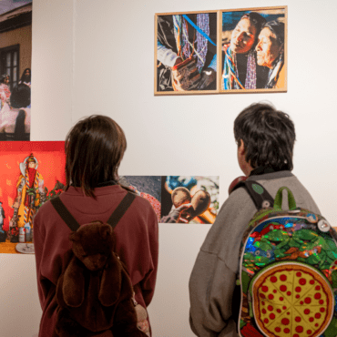 De Iquique a Valparaíso: Museo Baburizza recibe muestra multimedial «Las Cumbias que escuchamos allá arriba»